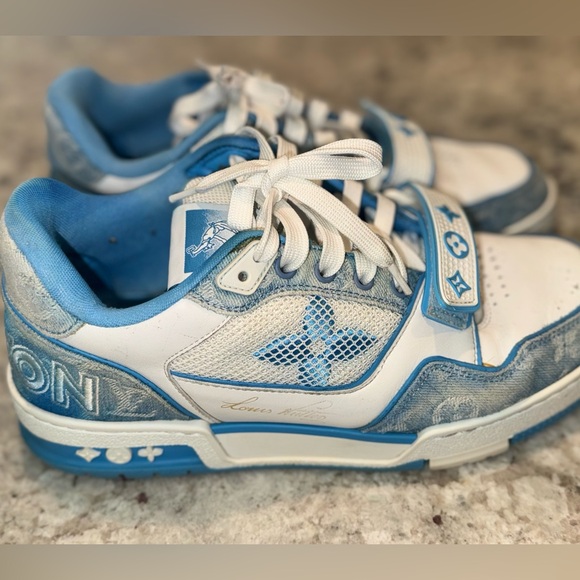 Louis Vuitton Trainer Low ‘Velcro Strap - Light Blue Monogram Denim’ - Picture 5 of 12